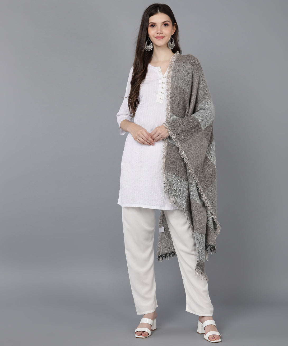 Jayri 100% Soft Woolen Women's Stole Winter Round Stoles Light Grey